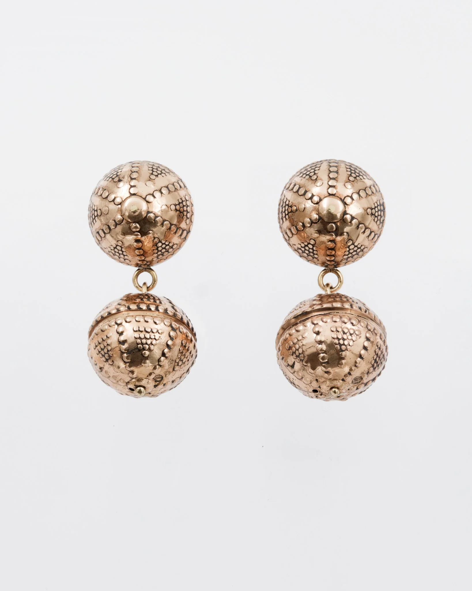 Kept Haliko earrings bronze