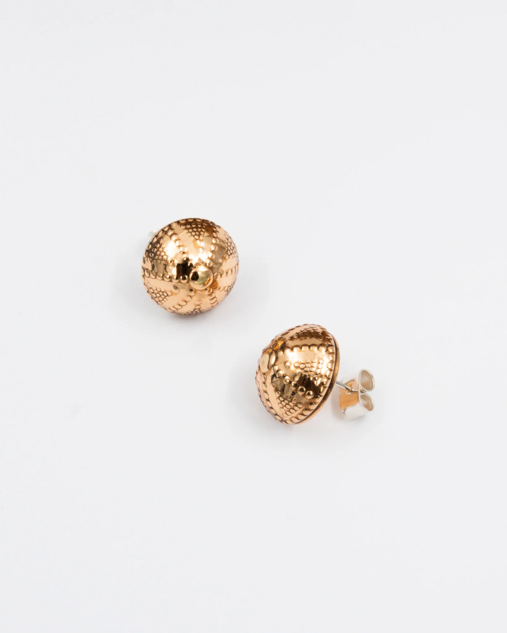 Kept Haliko filigree ball earrings bronze pin