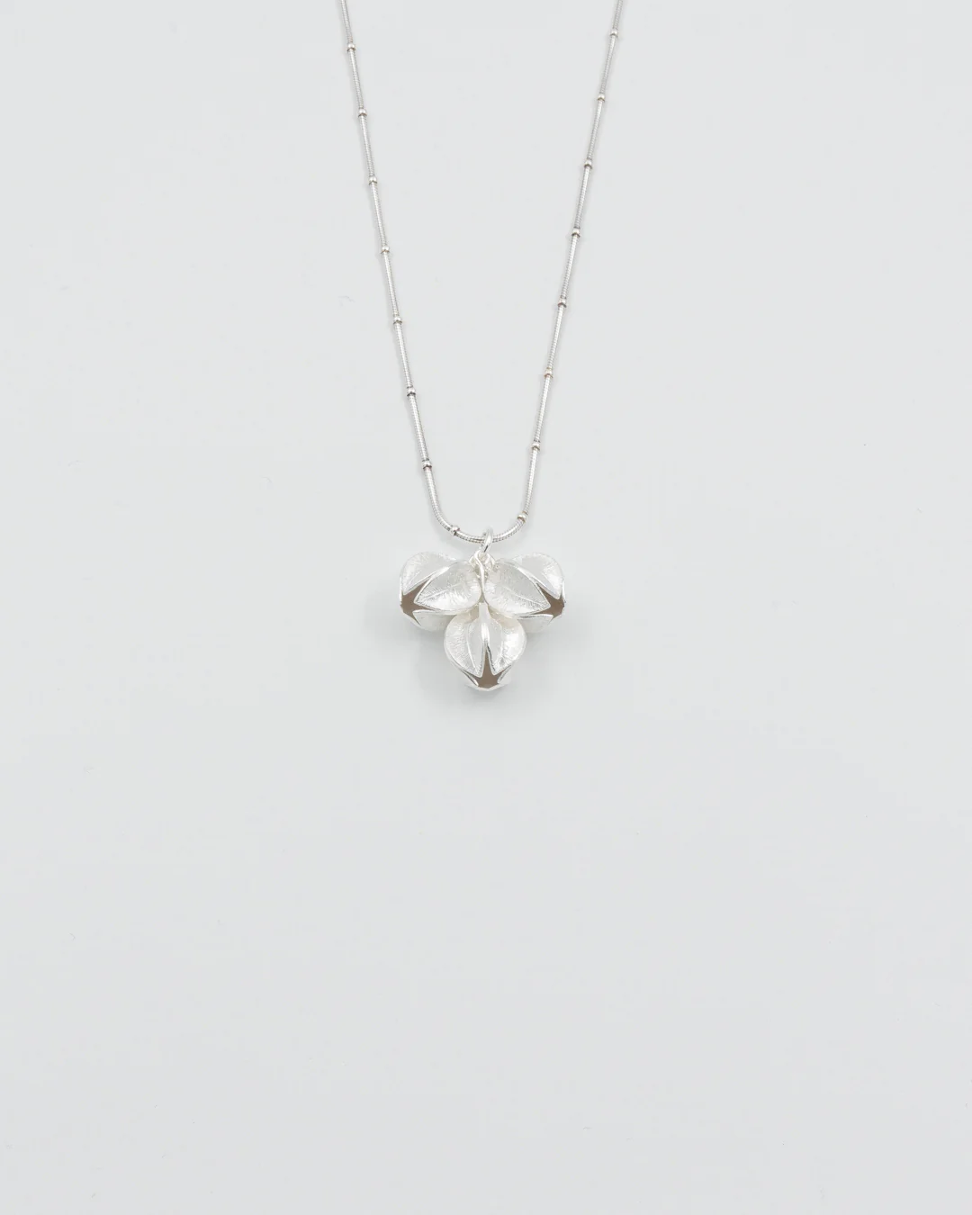 Held Snowflake pendant 3-flower silver 42 cm