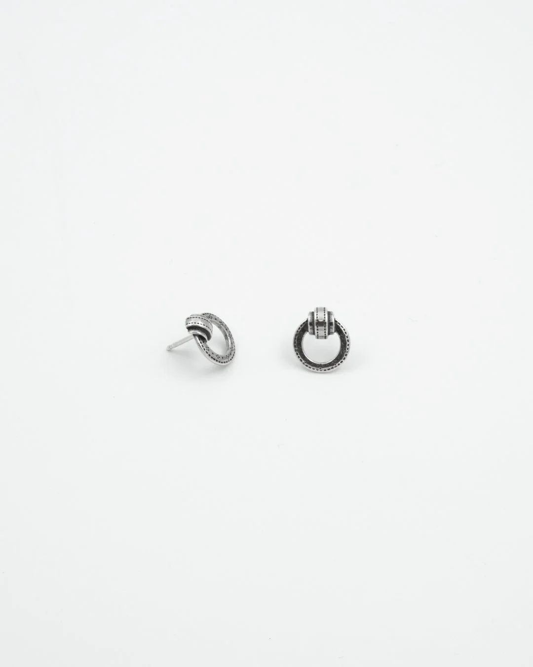 Heard Muisto earrings round silver