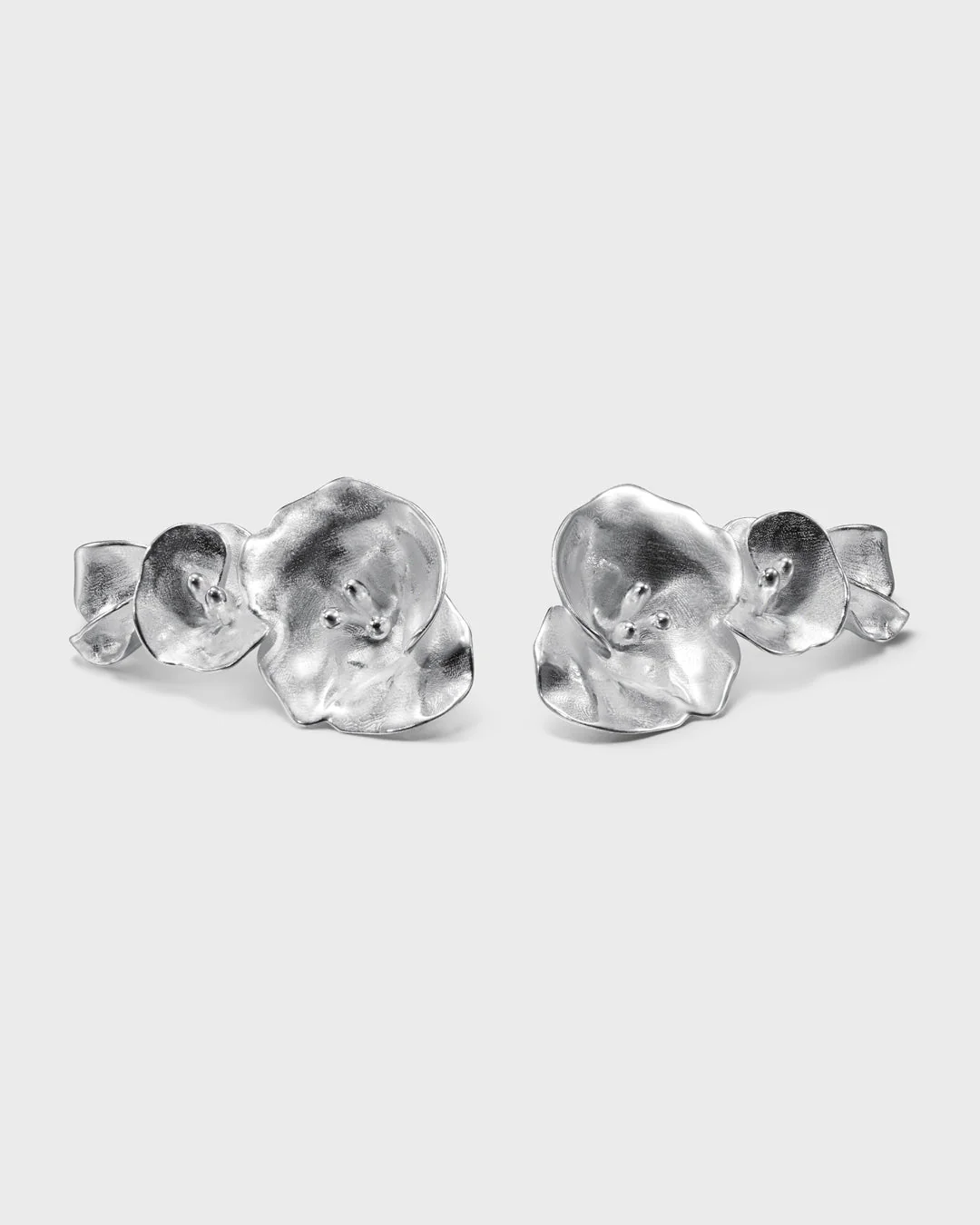 Summer night rose single earring large silver right - Image 3